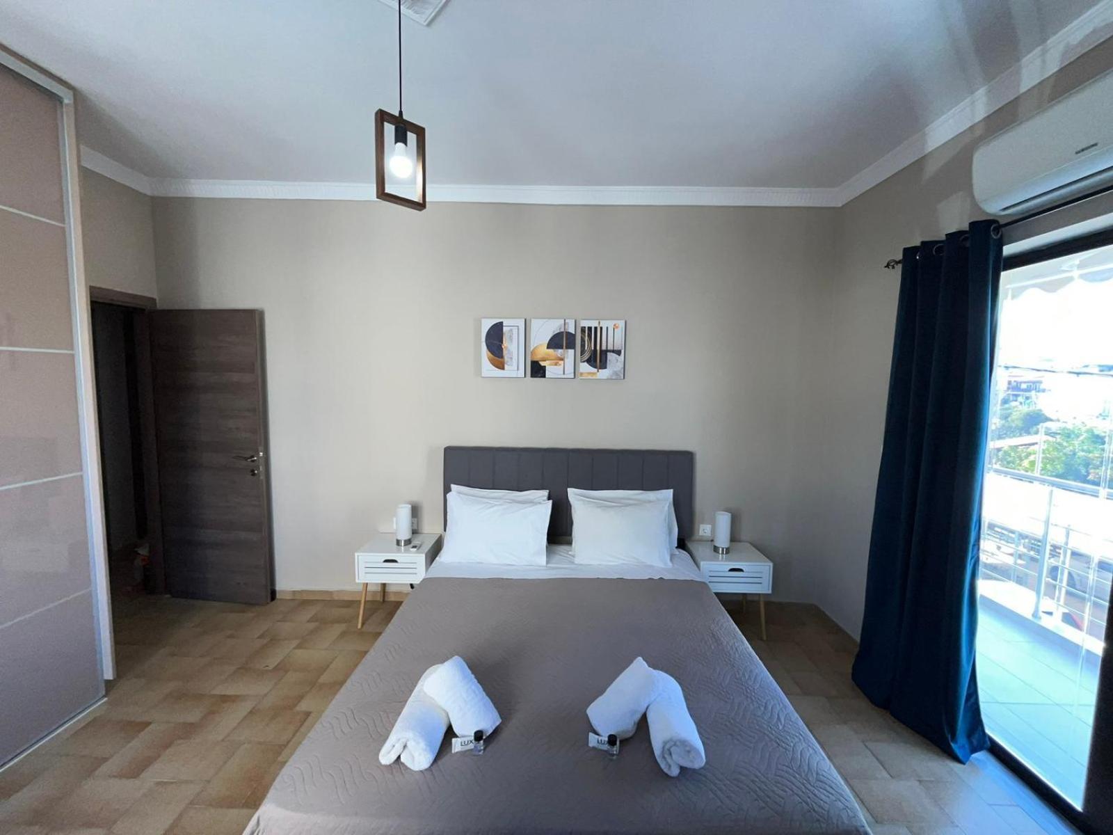 Apartment Modern αpt 500m From The Beach. *
