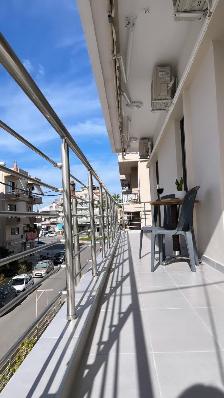 Apartment Modern αpt 500m From The Beach. Chania (Crete)